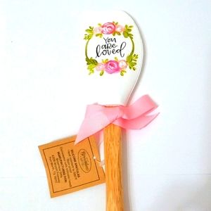 NWT🎁 FREE GIFT INCLUDED 🎁 Cooking Spatula with Cooking Measuring Table